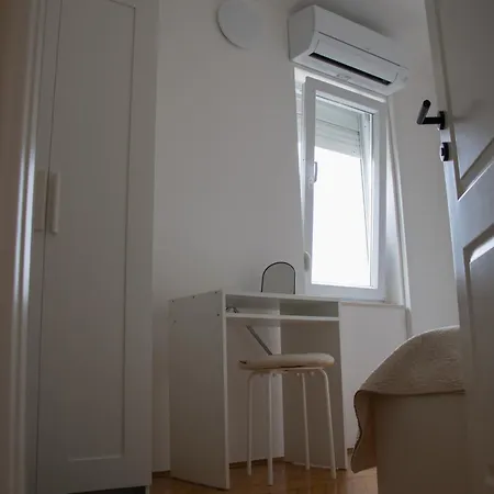 Διαμέρισμα Pepi 4 *