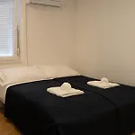 Appartement Pepi 4 *