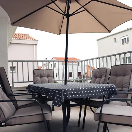 Pepi 4 Apartamento Zadar