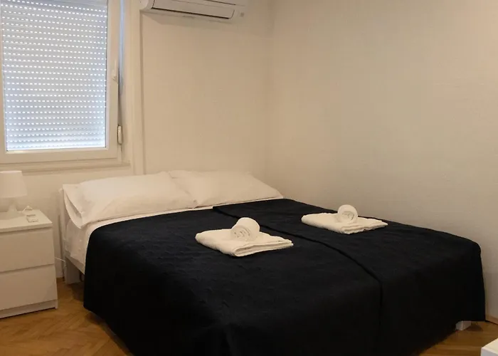 Διαμέρισμα Pepi 4 *