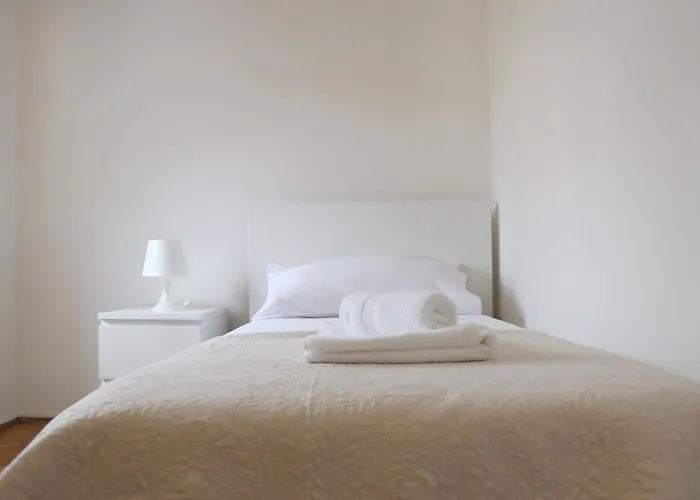 Apartamento Pepi 4 *